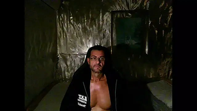 Marieettee online show from 2, 2, 2025