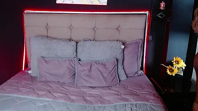 Snapshot of nikkystorm1_ chatting on 6, 3, 2025 nikkystorm1 online show from 6, 3, 2025