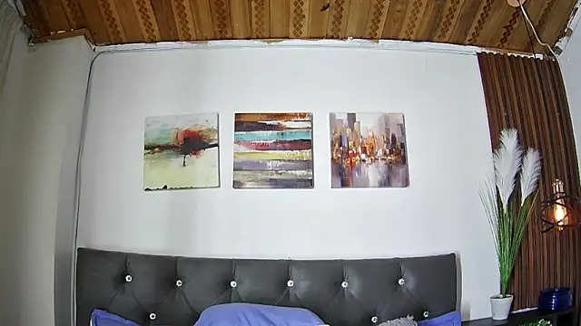 nikkystorm1  online show from 14, 3, 2026