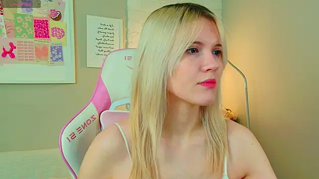 NellieLoyns online show from 2, 12, 2025