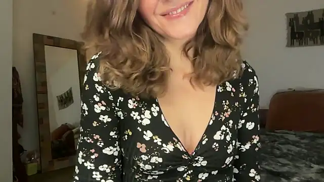 Snapshot of leahsparkles chatting on 30, 11, 2025 leahsparkles online show from 30, 11, 2025