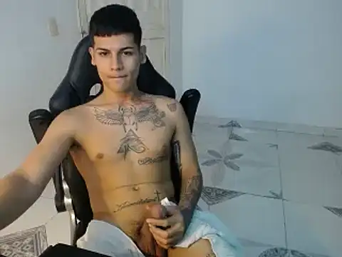 Clyde019 online show from 30, 1, 2025