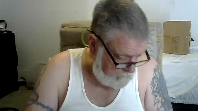 Snapshot of viejo_oso chatting on 1, 3, 2026 viejo oso online show from 1, 3, 2026