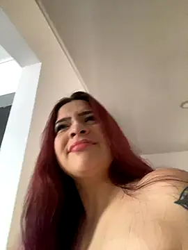 Snapshot of Sophia_cyrus11 chatting on 14, 9, 2025 Sophia cyrus11 online show from 14, 9, 2025