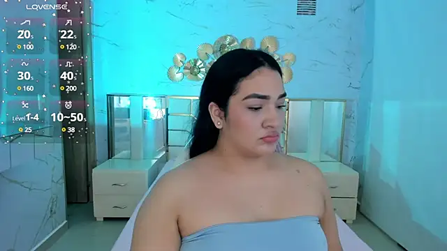 stefany duque1  online show from 8, 3, 2025