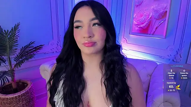 stefany duque1  online show from 18, 10, 2025