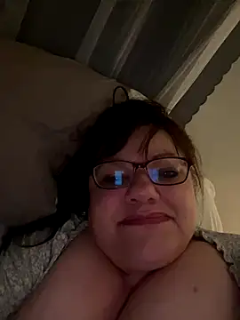 Snapshot of Luciouslouise72@xh chatting on 2, 10, 2025 Luciouslouise72xh online show from 2, 10, 2025