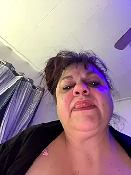 Snapshot of Luciouslouise72@xh chatting on 30, 11, 2025 Luciouslouise72xh online show from 30, 11, 2025