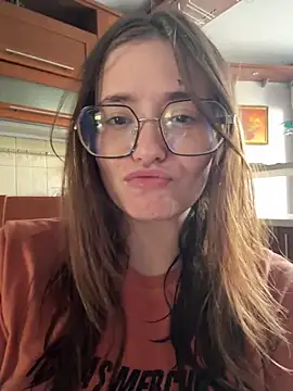 Snapshot of Sabrina_shells chatting on 10, 6, 2026 Sabrina shells online show from 10, 6, 2026