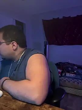 Snapshot of cloudy_couple444 chatting on 27, 12, 2024 cloudy couple444 online show from 27, 12, 2024