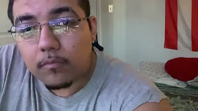 Snapshot of cloudy_couple444 chatting on 21, 2, 2025 cloudy couple444 online show from 21, 2, 2025