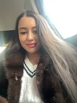 Snapshot of AndreaMood chatting on 8, 1, 2025 AndreaMood online show from 8, 1, 2025