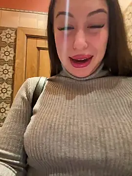 Snapshot of AndreaMood chatting on 12, 1, 2025 AndreaMood online show from 12, 1, 2025