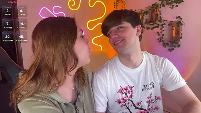 RobertAndLinela online show from 11, 10, 2025