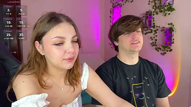 RobertAndLinela online show from 1, 12, 2025