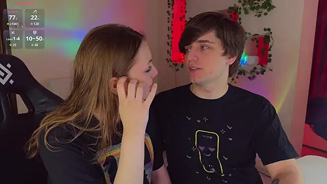 RobertAndLinela online show from 5, 4, 2026