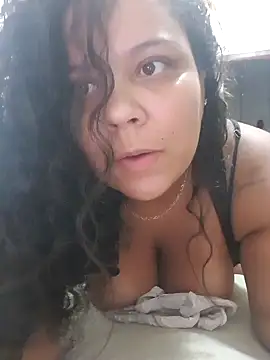 Snapshot of MelissaMendes_BBW chatting on 5, 2, 2025 MelissaMendes BBW online show from 5, 2, 2025