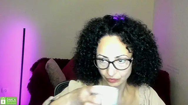 Arianasweety23 online show from 23, 9, 2025