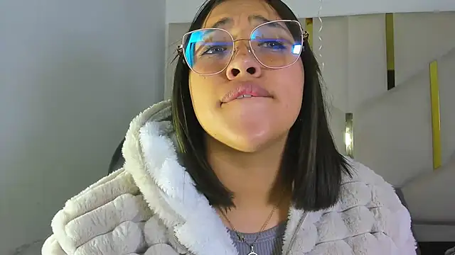 IsabellRodriguez18 online show from 2, 2, 2026