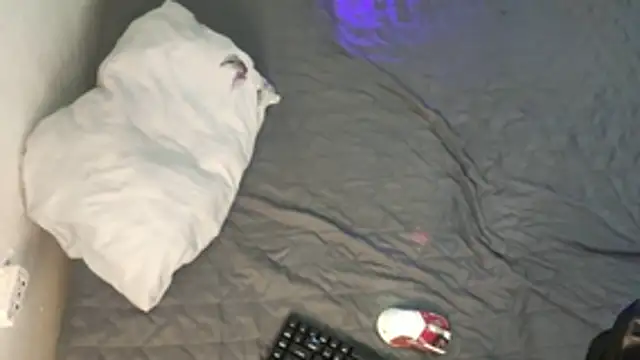 Snapshot of kyle_898 chatting on 2, 12, 2025 kyle 898 online show from 2, 12, 2025