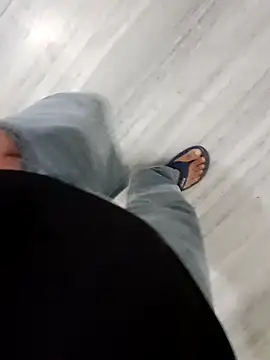 Snapshot of playboyz77 chatting on 27, 12, 2024 playboyz77 online show from 27, 12, 2024