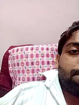 Snapshot of playboyz77 chatting on 7, 1, 2025 playboyz77 online show from 7, 1, 2025