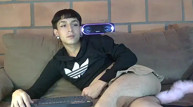 Alexa Cortes online show from 24, 12, 2024