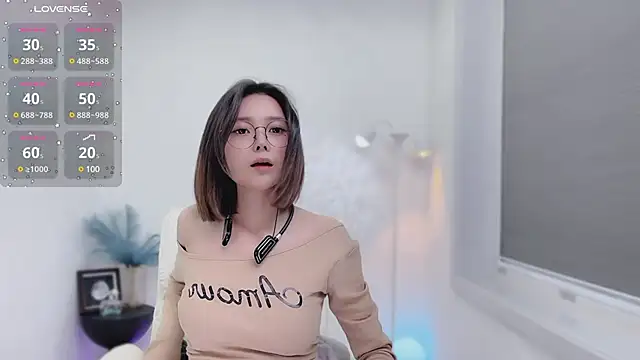 Natasha2025 online show from 9, 1, 2025