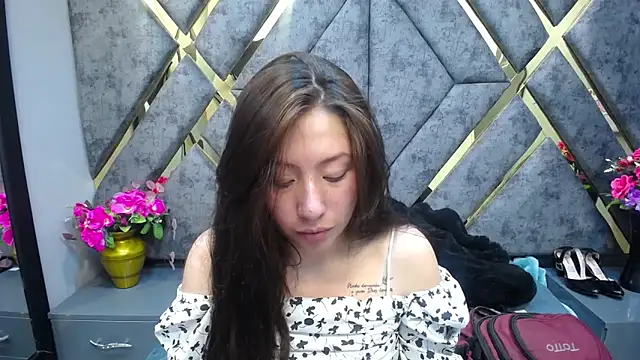 Snapshot of alison_deep chatting on 22, 4, 2026 alison deep online show from 22, 4, 2026