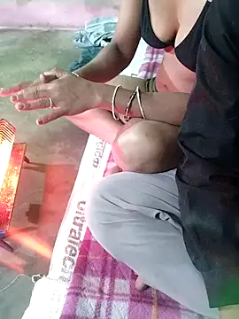 Snapshot of Coupleshow47 chatting on 9, 11, 2025 Coupleshow47 online show from 9, 11, 2025