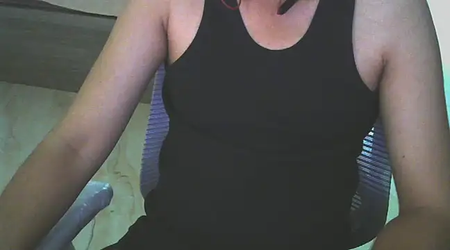 Snapshot of thewhitedickboyx1 chatting on 9, 2, 2025 thewhitedickboyx1 online show from 9, 2, 2025