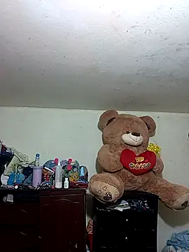 Snapshot of Pamelamilkk_1007 chatting on 16, 11, 2025 Pamelamilkk 1007 online show from 16, 11, 2025