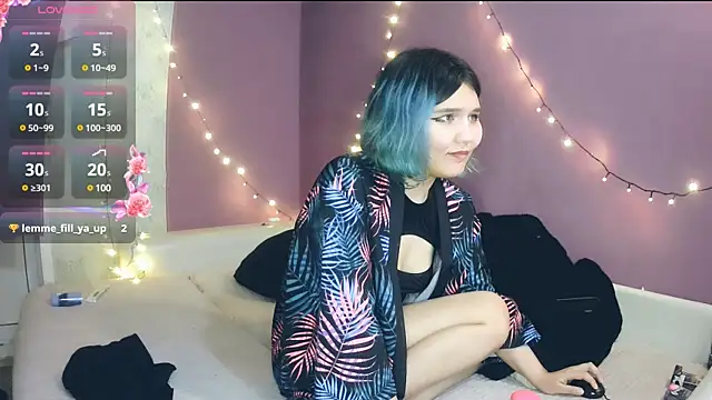 Saika Chan online show from 27, 12, 2024