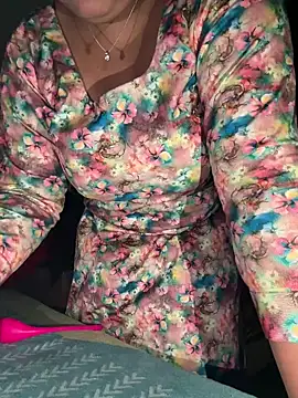 Snapshot of tanvihot2 chatting on 21, 2, 2025 tanvihot2 online show from 21, 2, 2025