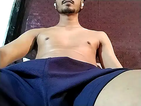 Snapshot of Ultimate_cHappiE chatting on 13, 11, 2025 Ultimate cHappiE online show from 13, 11, 2025