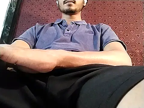 Snapshot of Ultimate_cHappiE chatting on 16, 11, 2025 Ultimate cHappiE online show from 16, 11, 2025