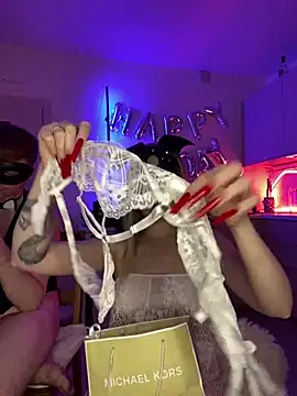 SOFYandMIKE online show from 5, 2, 2026