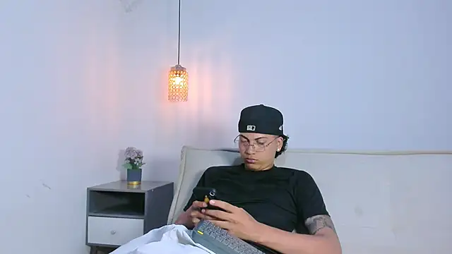 Br4ndxpimm online show from 25, 3, 2026