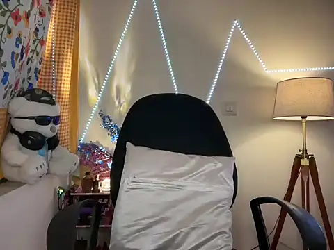 roseofvenom online show from 13, 3, 2025