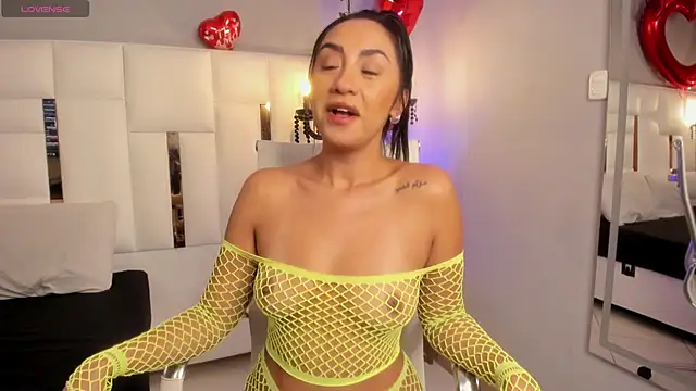 MAGIC AURORAA online show from 20, 2, 2025