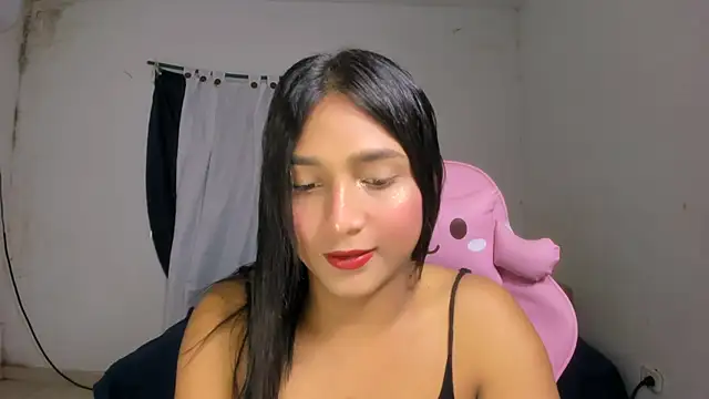 Snapshot of Miss_noah18 chatting on 25, 9, 2025 Miss noah18 online show from 25, 9, 2025