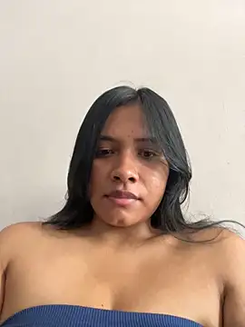 Snapshot of Ninabrunette18 chatting on 29, 12, 2024 Ninabrunette18 online show from 29, 12, 2024