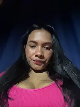 Snapshot of Ninabrunette18 chatting on 20, 2, 2025 Ninabrunette18 online show from 20, 2, 2025