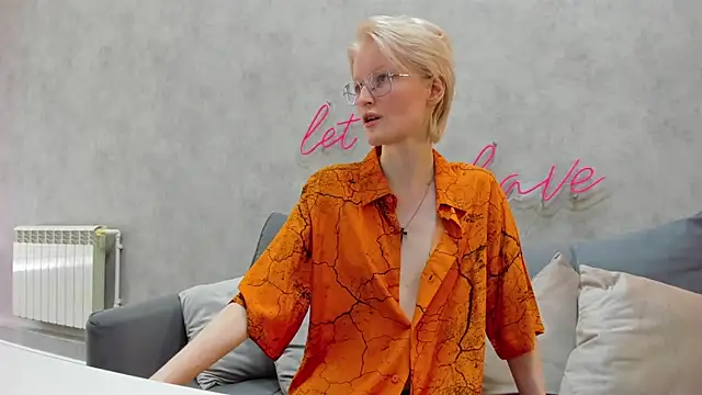 Snapshot of ElizabethHarpper chatting on 23, 3, 2025 ElizabethHarpper online show from 23, 3, 2025