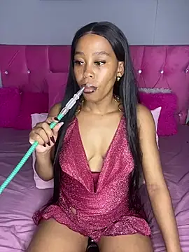 Snapshot of naughtiest_baddy chatting on 25, 4, 2026 naughtiest baddy online show from 25, 4, 2026