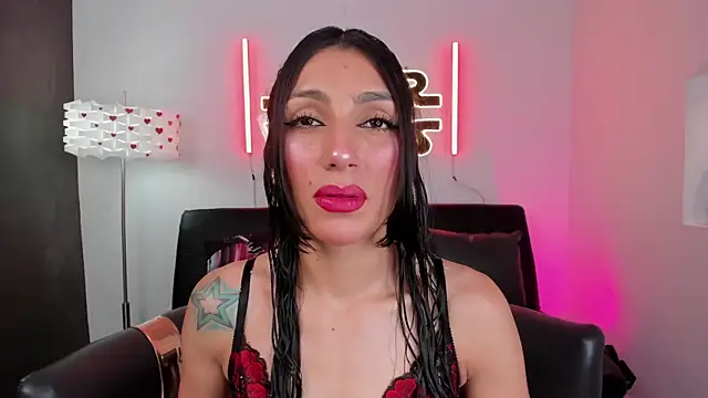 Snapshot of miss___evangeline chatting on 26, 5, 2026 miss evangeline online show from 26, 5, 2026