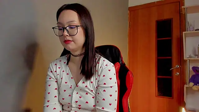 kittenrisha online show from 16, 1, 2025