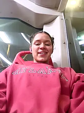 Danni shy online show from 25, 2, 2025