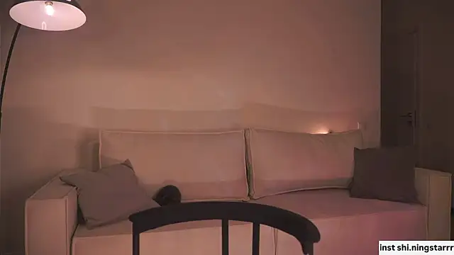 alittlestarrr online show from 15, 2, 2025