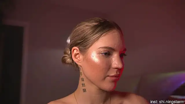 alittlestarrr online show from 4, 3, 2025